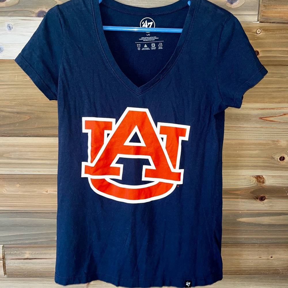 47 Auburn vneck T-shirt